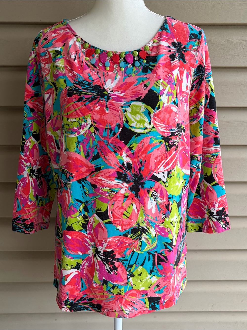 •Ruby Rd.• Floral Embellished 3/4 Sleeve Top - Size Large